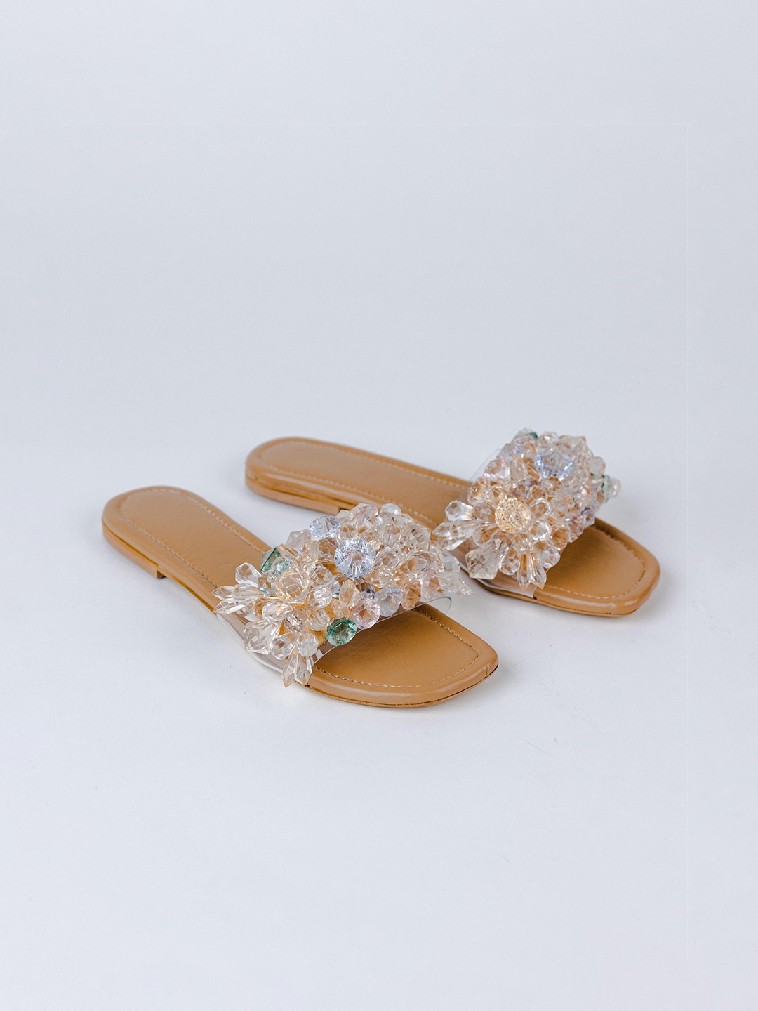 

NELCOZ Women Textured Open Toe Flats with Embroidered, Brown