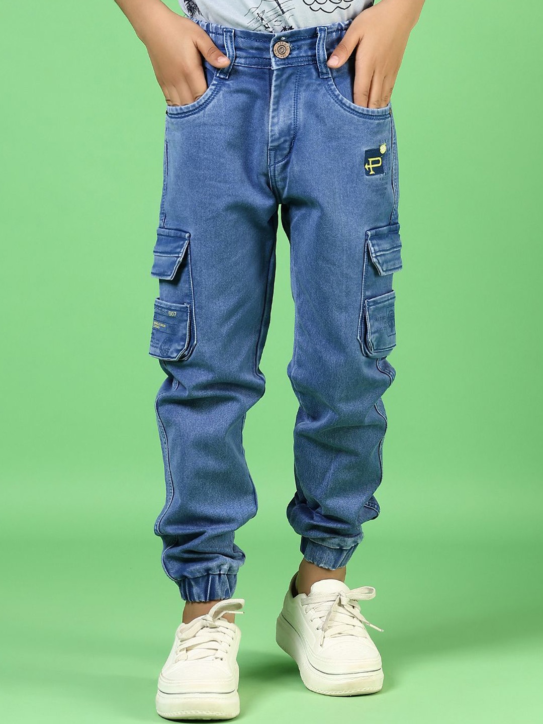 

V-Mart Boys Light Fade Jeans, Blue