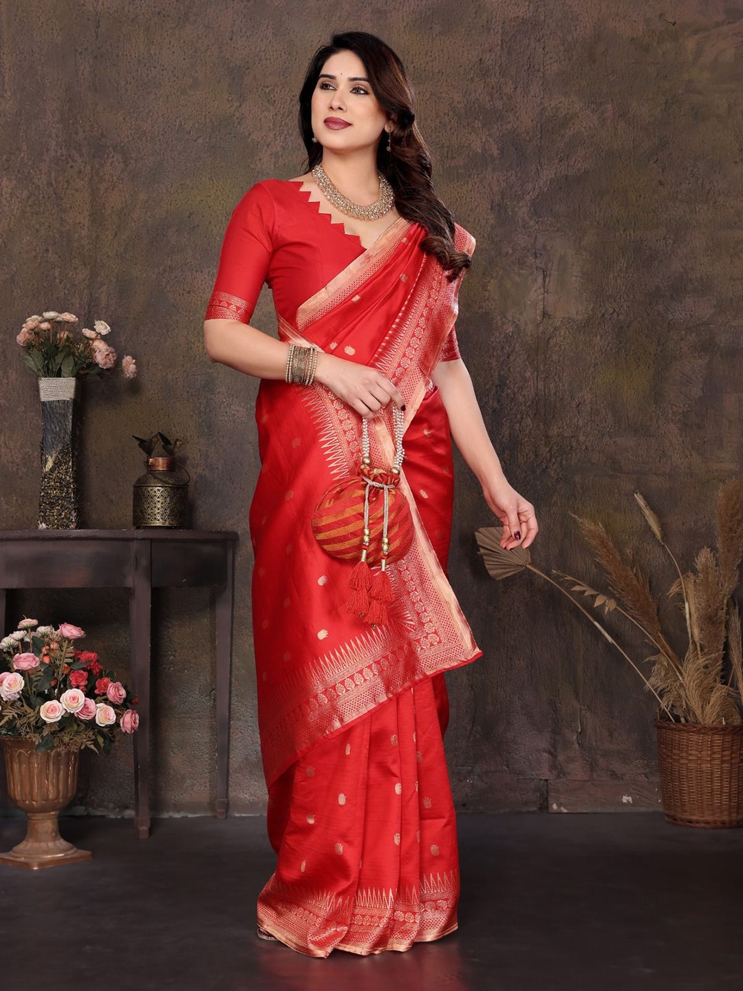 

BLEESBURY Woven Design Zari Pure Silk Banarasi Saree, Red