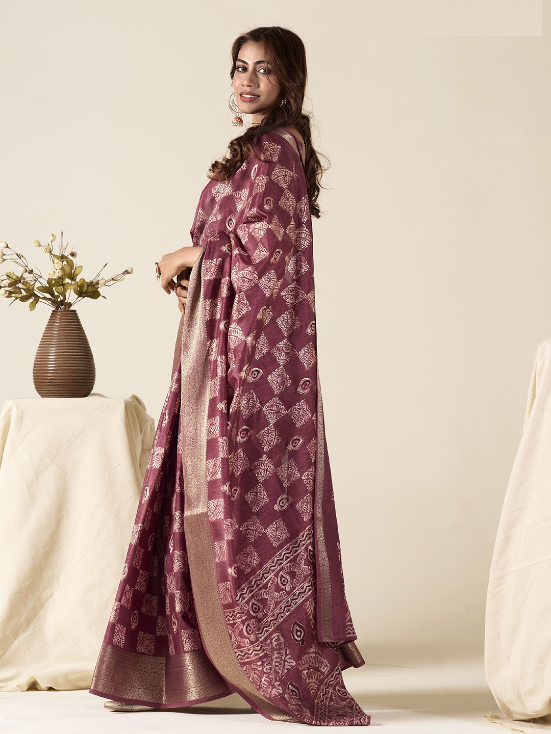 

MAHALASA Ethnic Motifs Zari Saree, Maroon