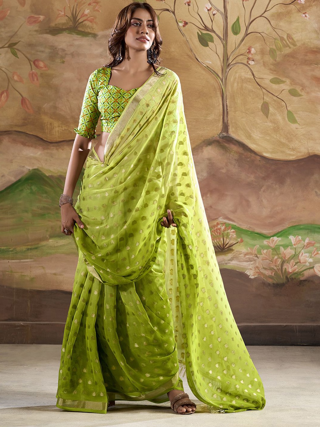 

LeeliPeeri Designer Woven Design Zari Poly Georgette Banarasi Saree, Green