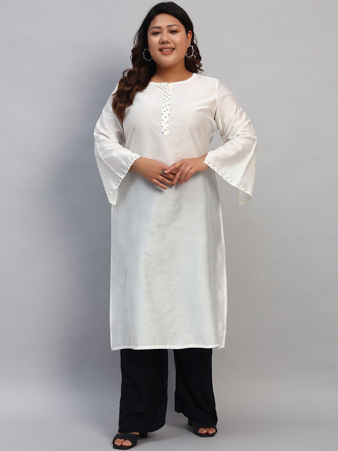 

Rudraaksha Creations Women Flared Sleeves Thread Work Kurta, Orange