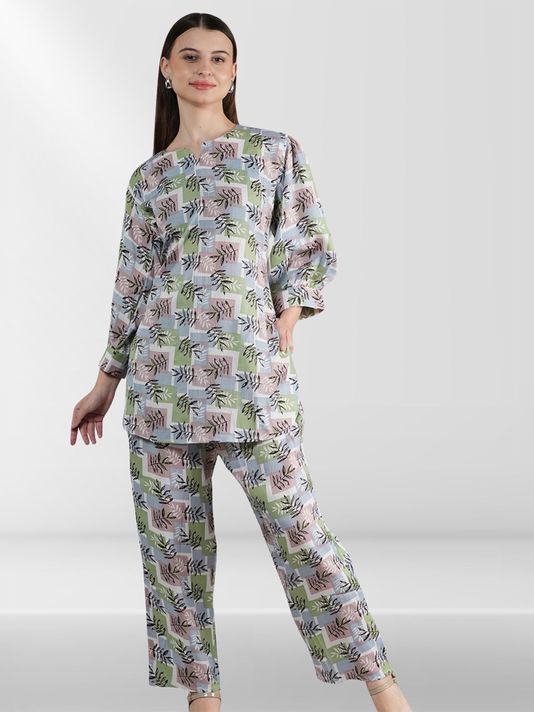 

Belfry Printed Round Neck Kurti With Palazzo Kurta Set, Green