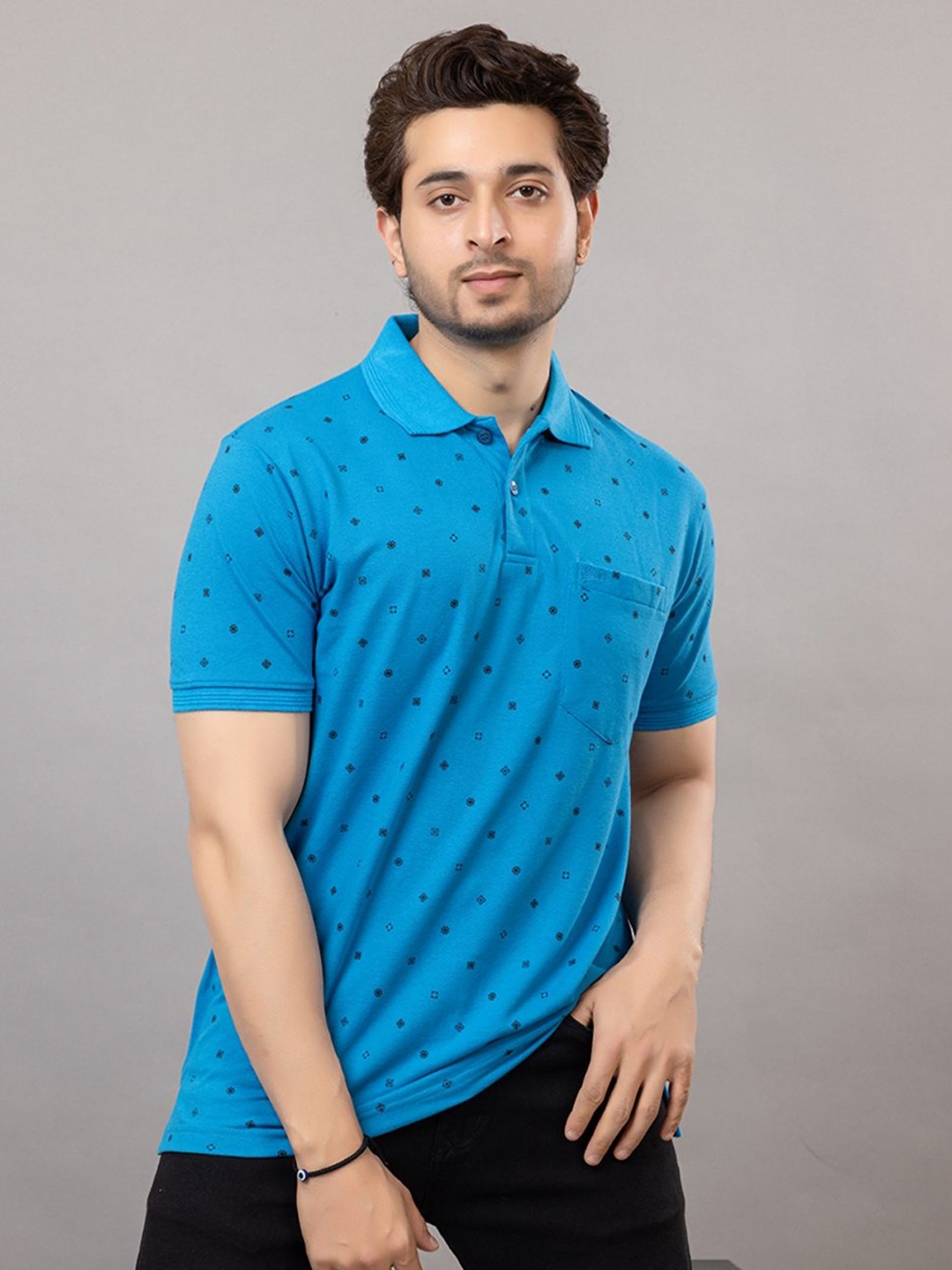 

ARMENOR Men Printed Polo Collar Pockets T-shirt, Turquoise blue