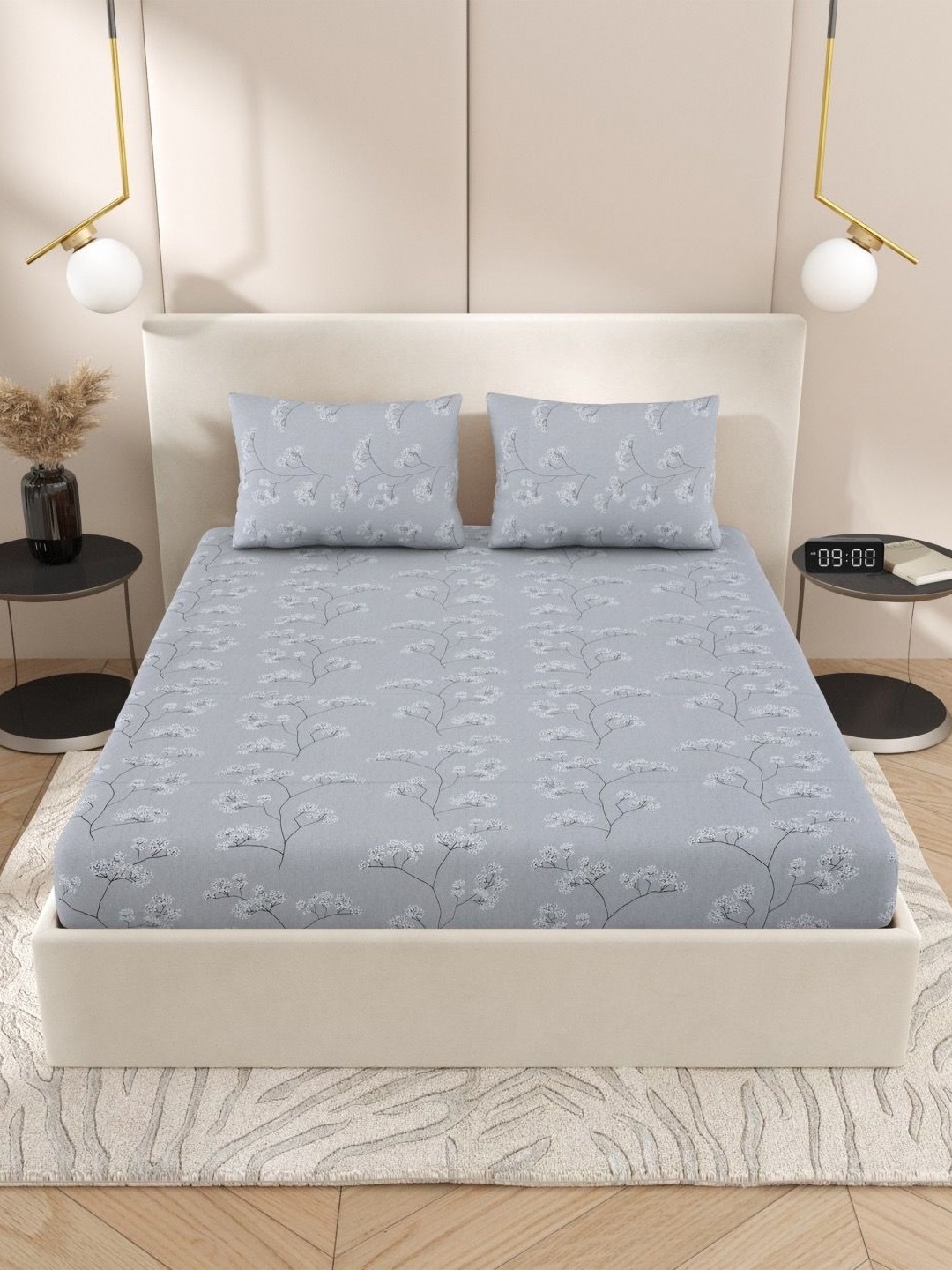 

Jaipur Weaves Grey & Black Floral 180 TC Queen Bedsheet with 2 Pillow Covers