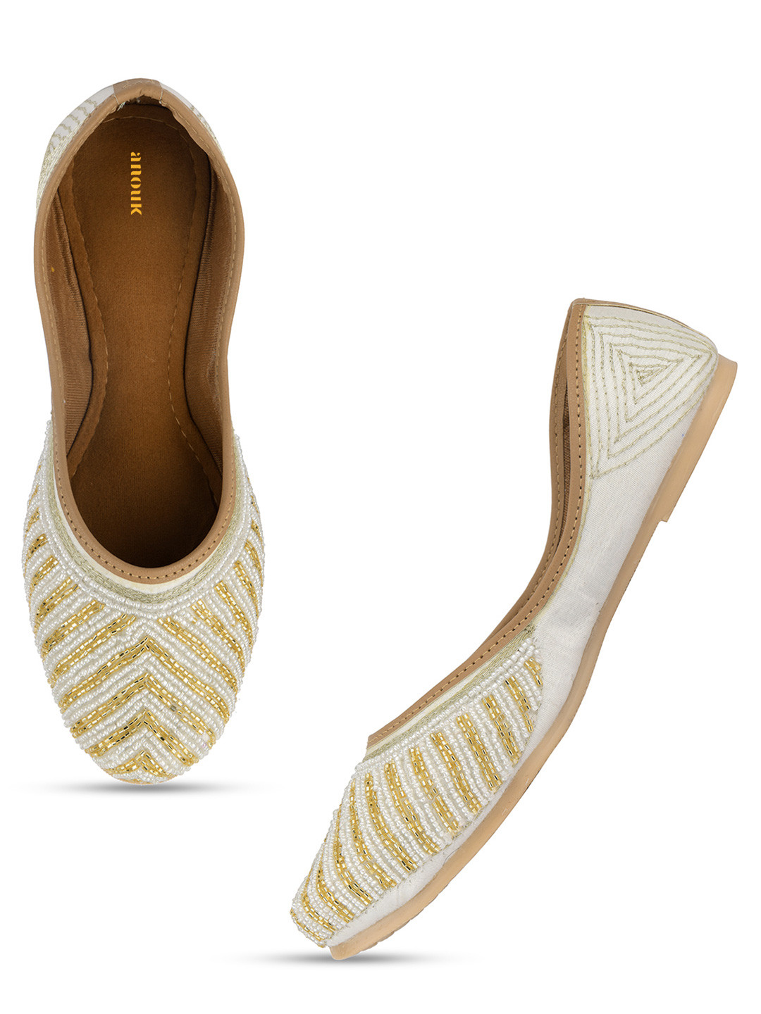

Anouk Women Embellished Ethnic Mojaris Flats, Off white