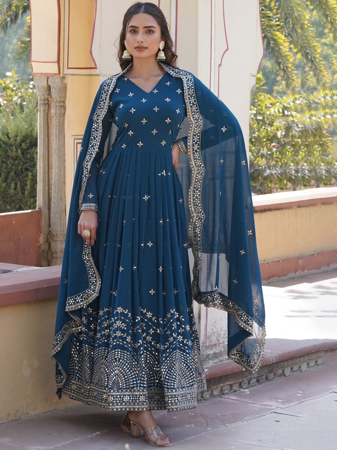 

Anara Women Paisley Thread Work Georgette Anarkali Kurta, Turquoise blue