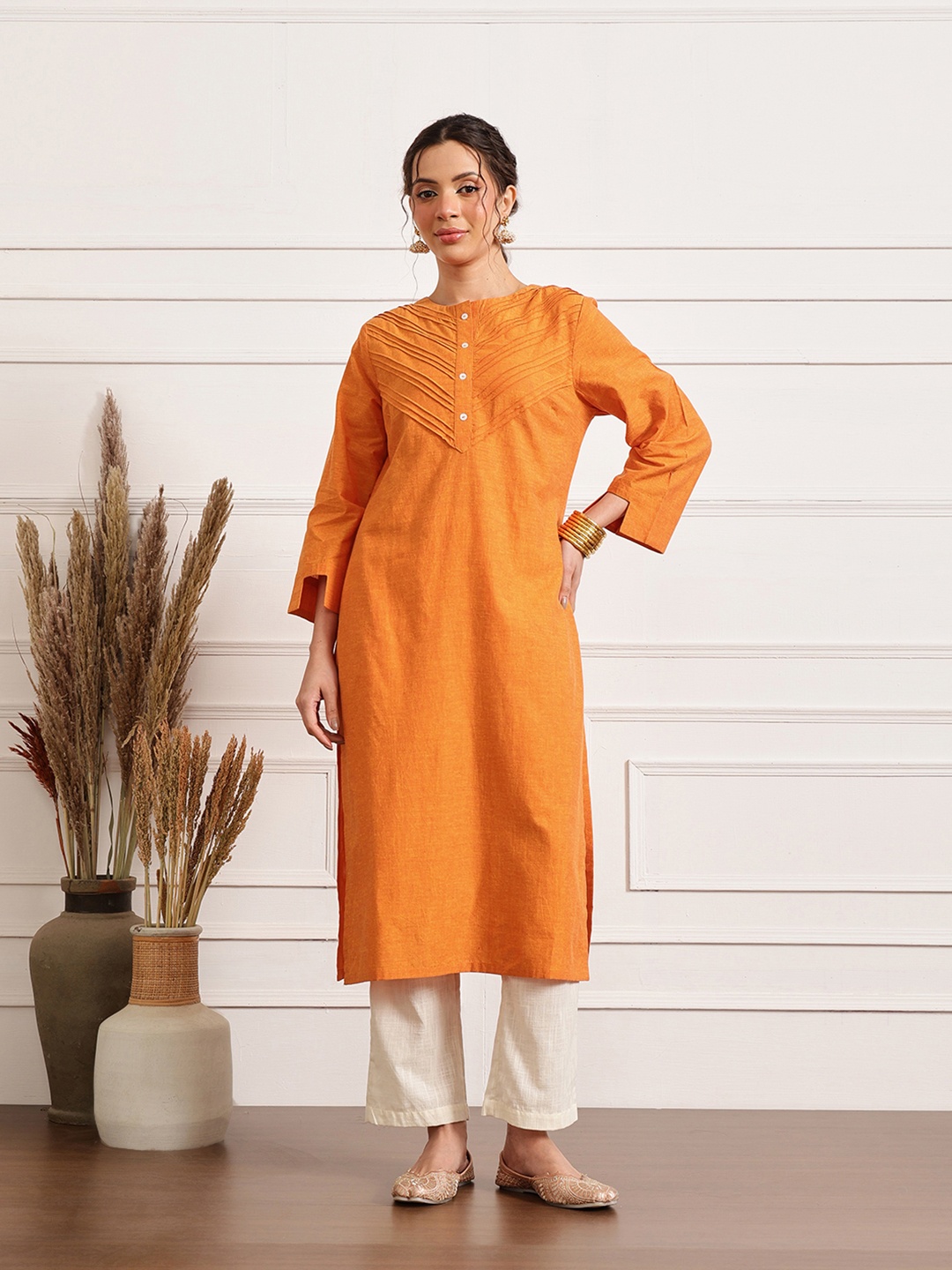 

BARARA ETHNIC Women Thread Work Floral Kurta, Yellow