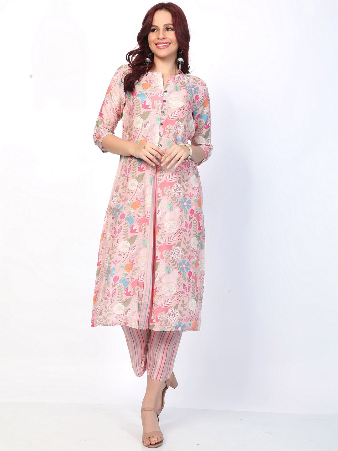 

BABRU Women Floral Printed Panelled Liva Kurta with Palazzos, Pink