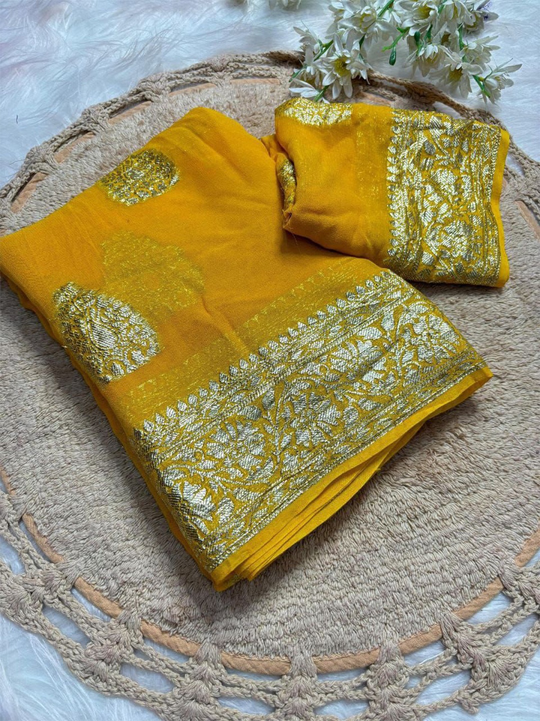 

PAYAL CREATION Woven Design Zari Pure Georgette Banarasi Saree, Yellow