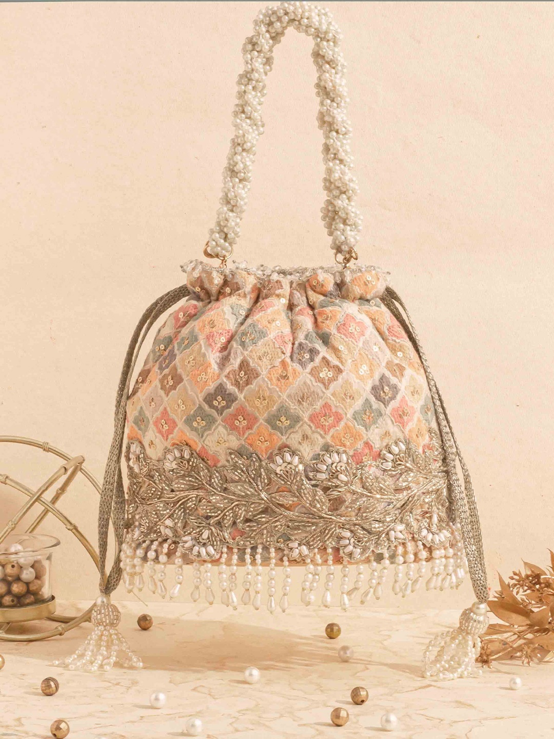 

AMYRA Oversized Structured Shoulder Bag, Multi
