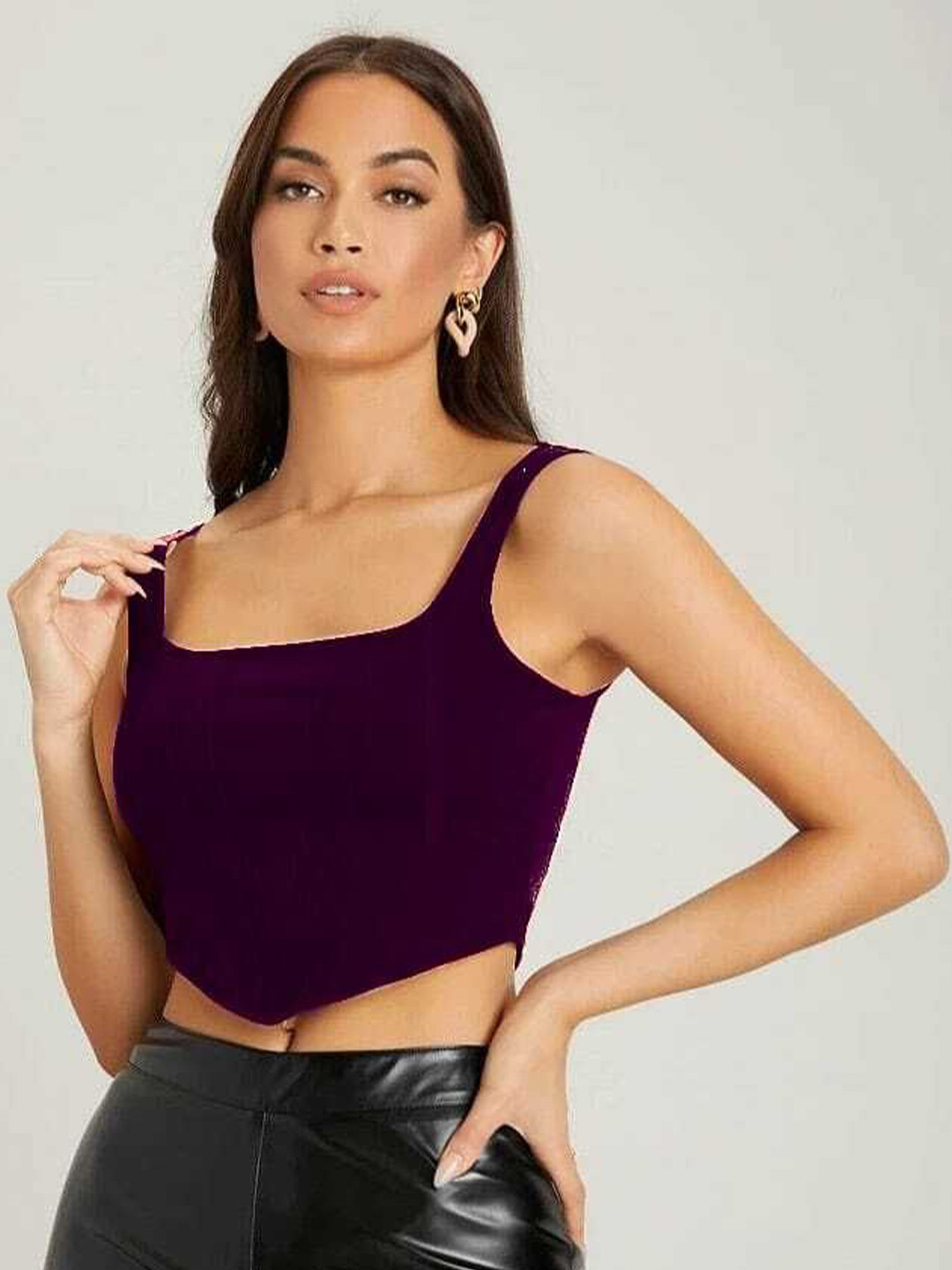 

NiloBerry Crop Top, Black