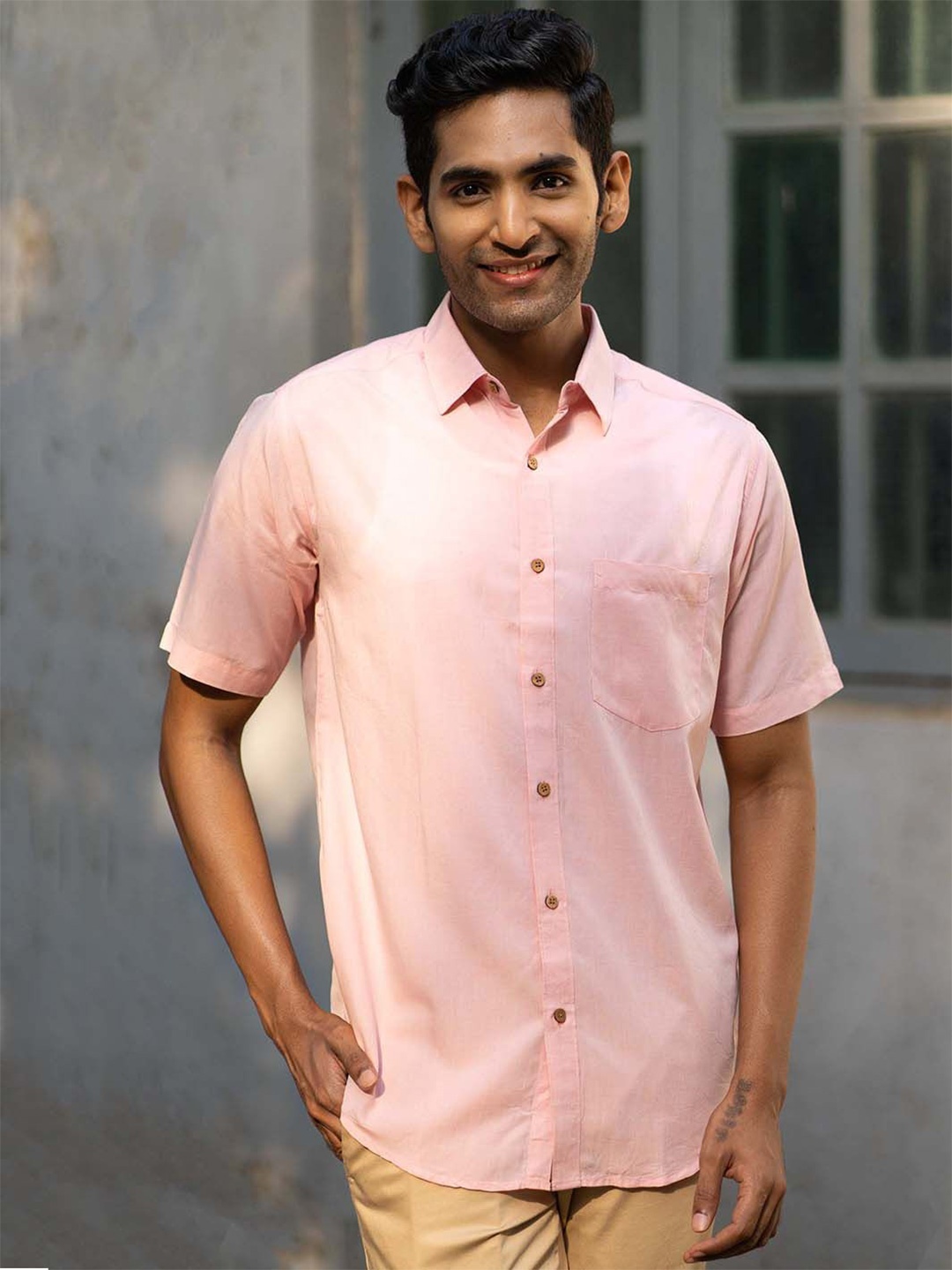 

Earthy Route Men Comfort Opaque Formal Shirt, Pink