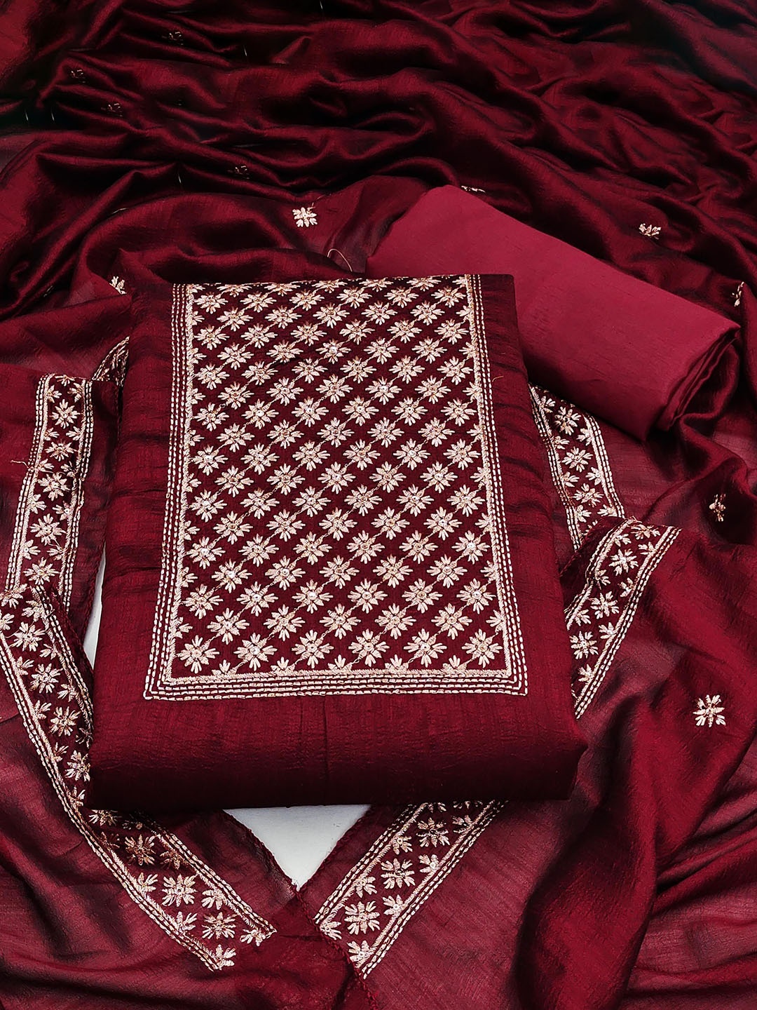 

SHADOW & SAINING Embroidered Unstitched Dress Material, Magenta