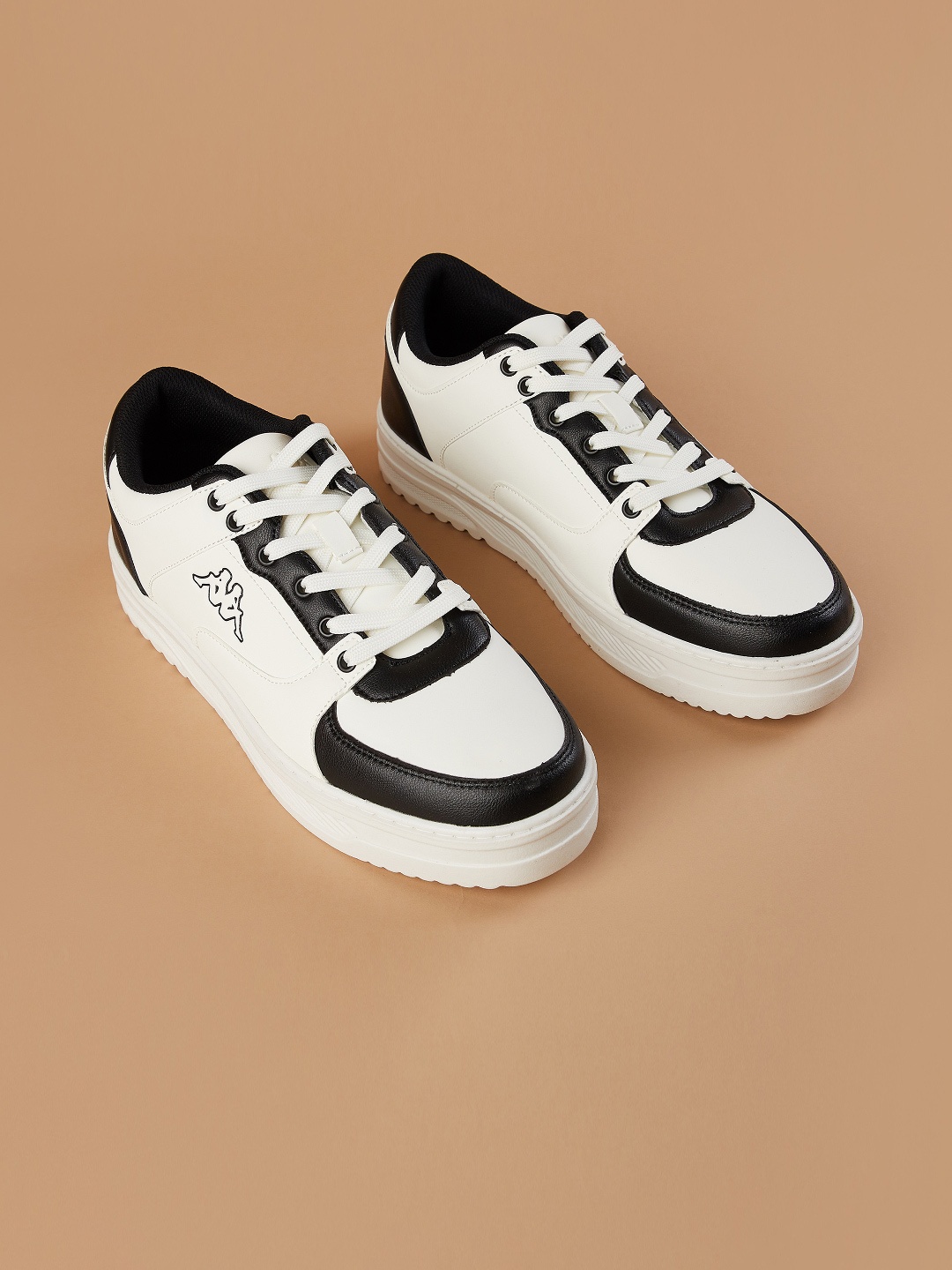 

Kappa Men Sneakers, Black