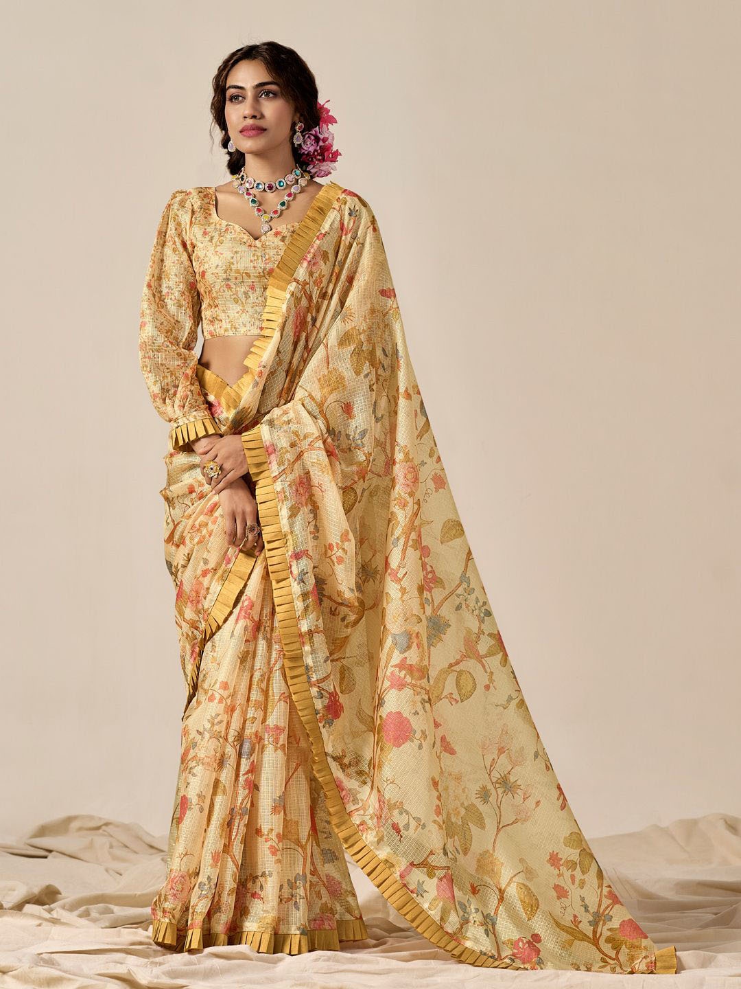 

LeeliPeeri Designer Floral Designer Kota Saree, Yellow