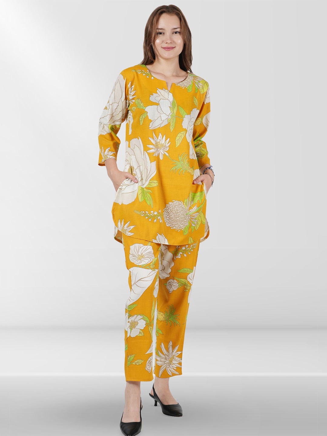 

Belfry Floral Printed Pure Cotton Tunic & Trousers Co-Ords Set, Yellow