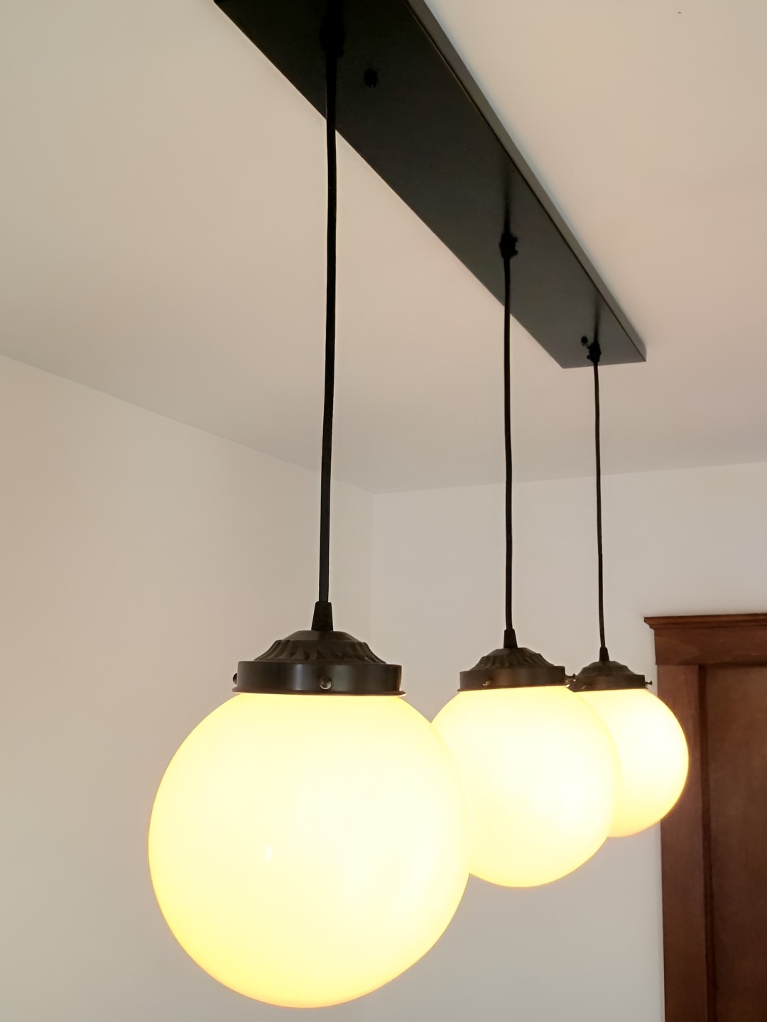 

GAUVIK Black & Yellow Aluminium Ceiling Lamp
