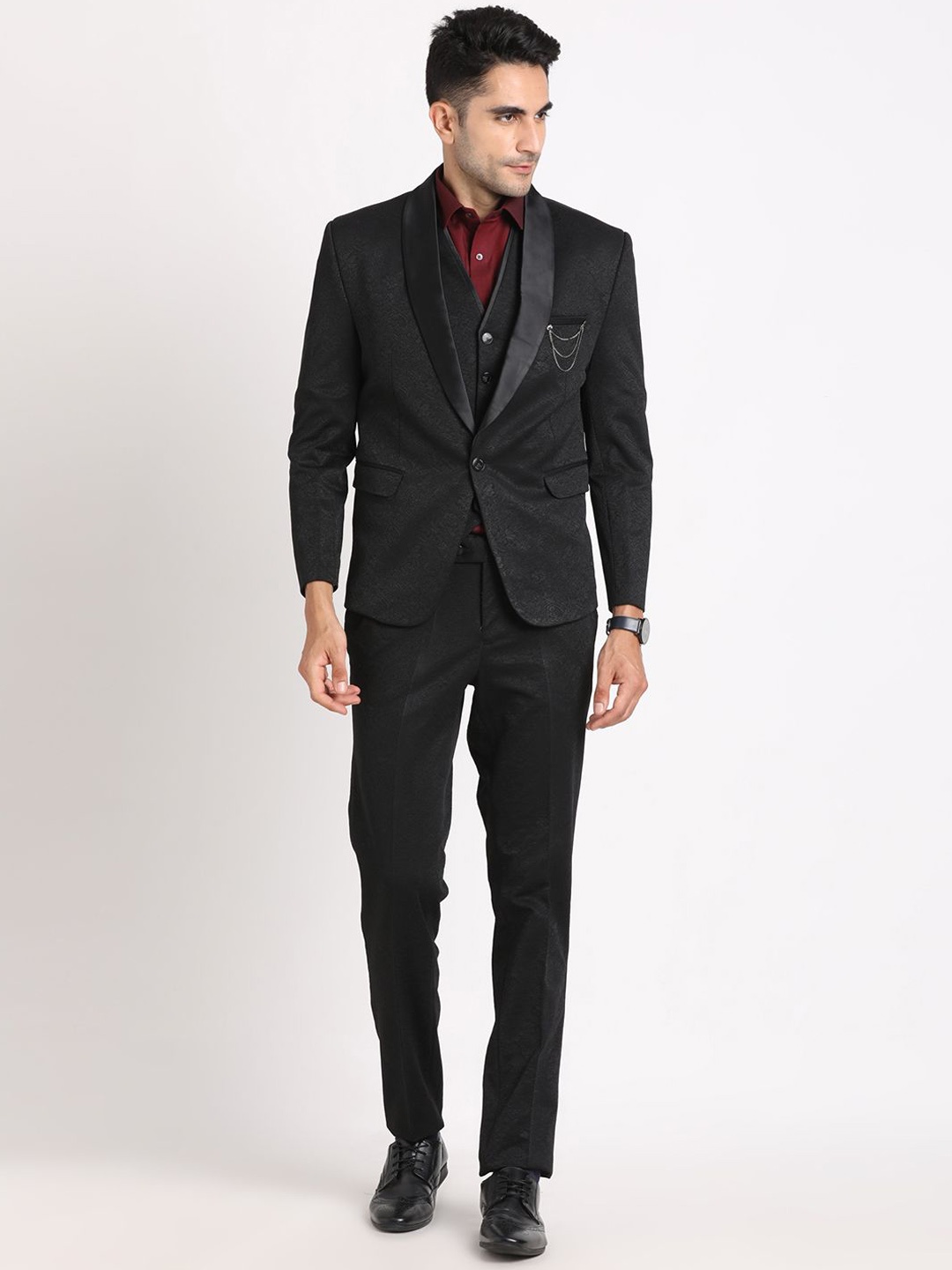 

Turtle Self-Design Slim Fit Single-Breasted 3 Piece Suits, Black