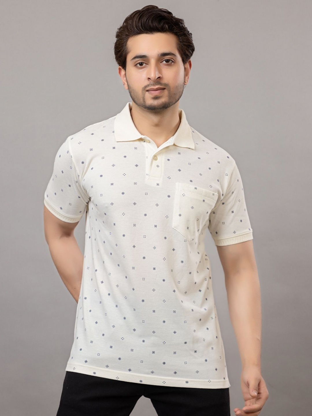 

ARMENOR Men Floral Printed Polo Collar Pockets T-shirt, Cream