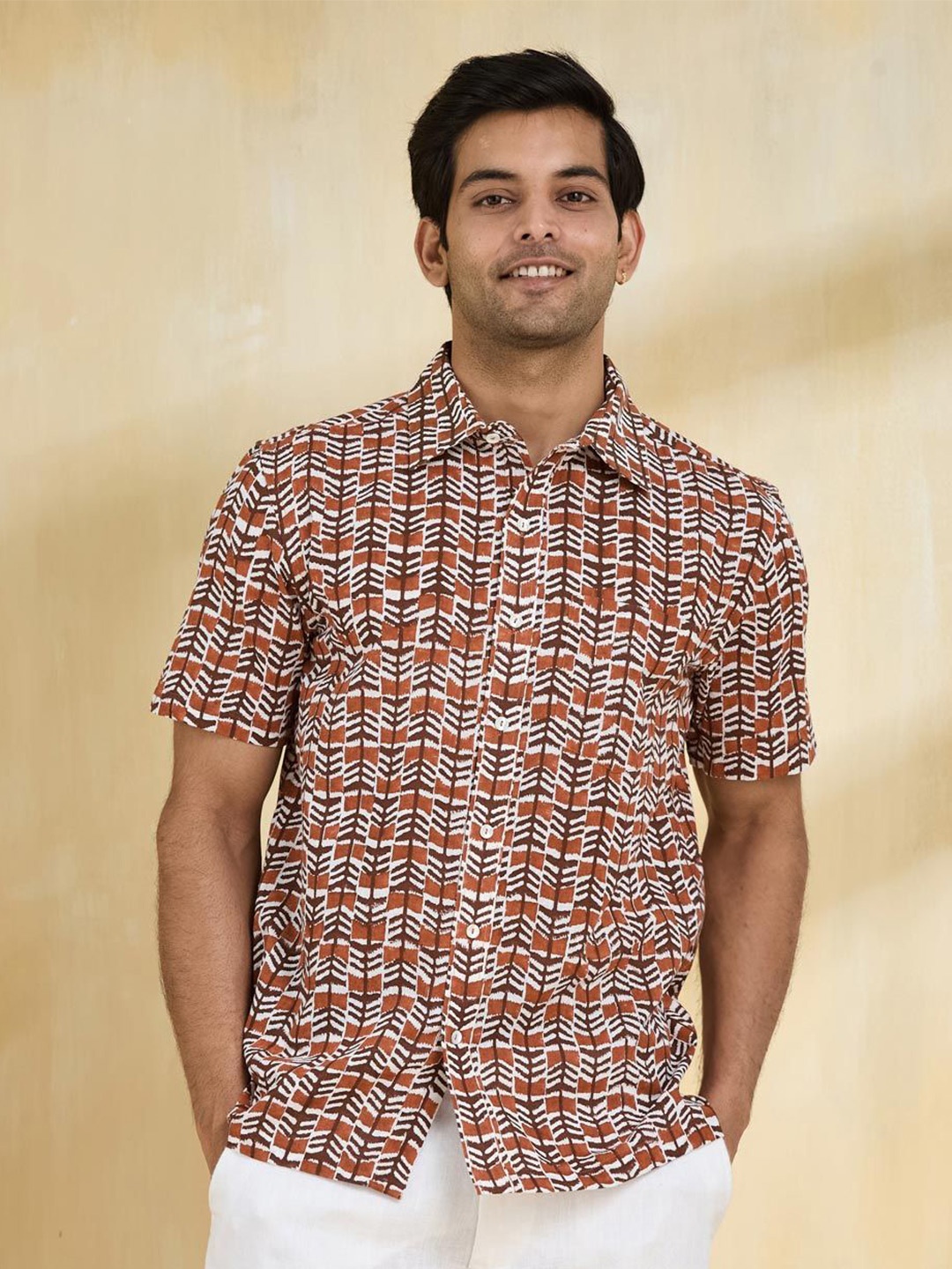 

Fabindia Men Opaque Printed Casual Shirt, White