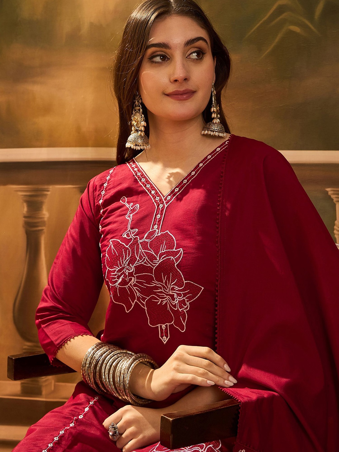 

Sangria Embroidered V-Neck Straight Kurta With Trousers, Maroon