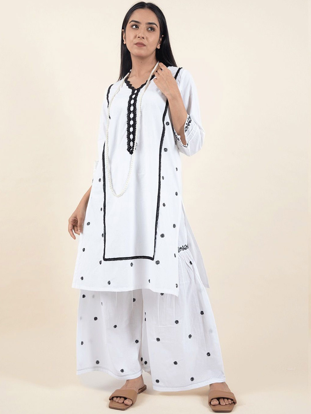 

zuri Women Ethnic Motifs Embroidered Regular Thread Work Pure Cotton Kurta with Sharara, White