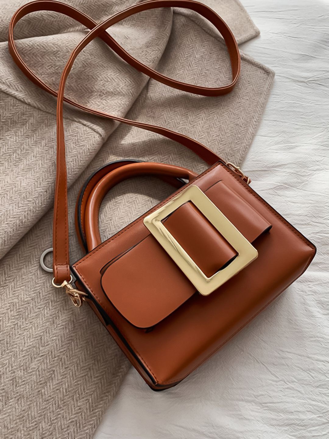 

HAUTE SAUCE by Campus Sutra PU Structured Handheld Bag with Cut Work, Brown