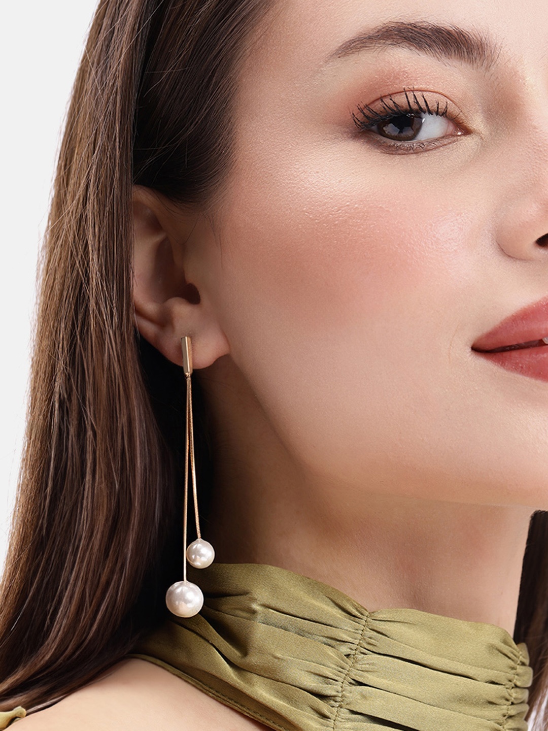 

DressBerry Contemporary Drop Earrings, Gold