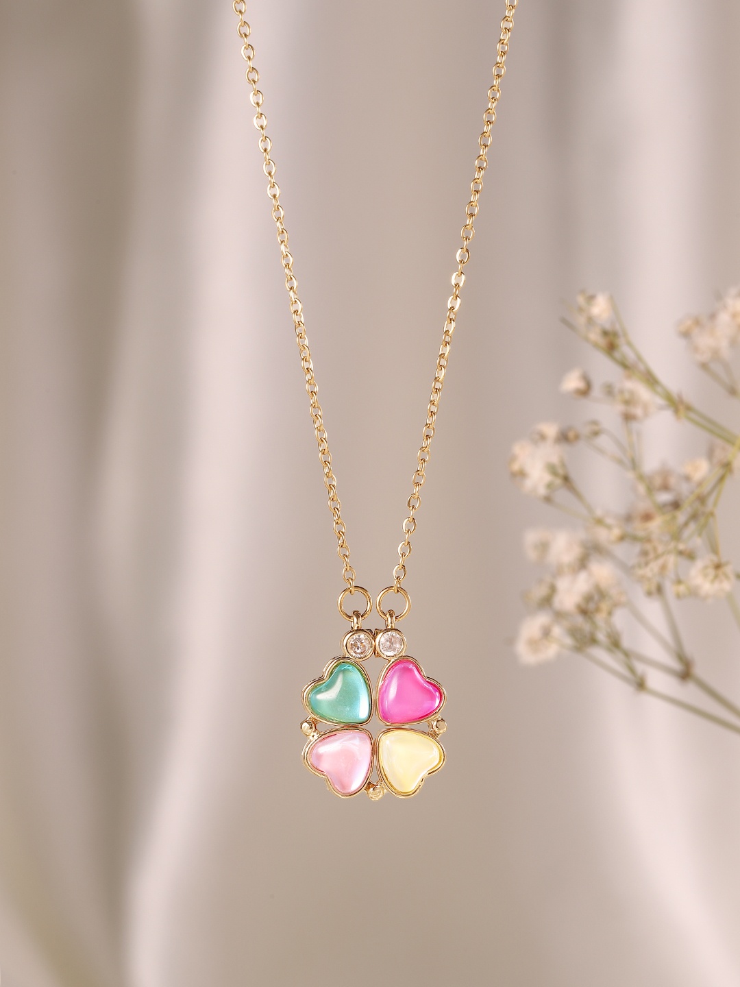 

DressBerry Floral Shape Chain Necklace, Gold