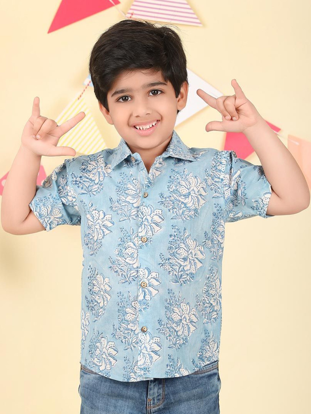 

Fabindia Boys Floral Opaque Printed Casual Shirt, Blue