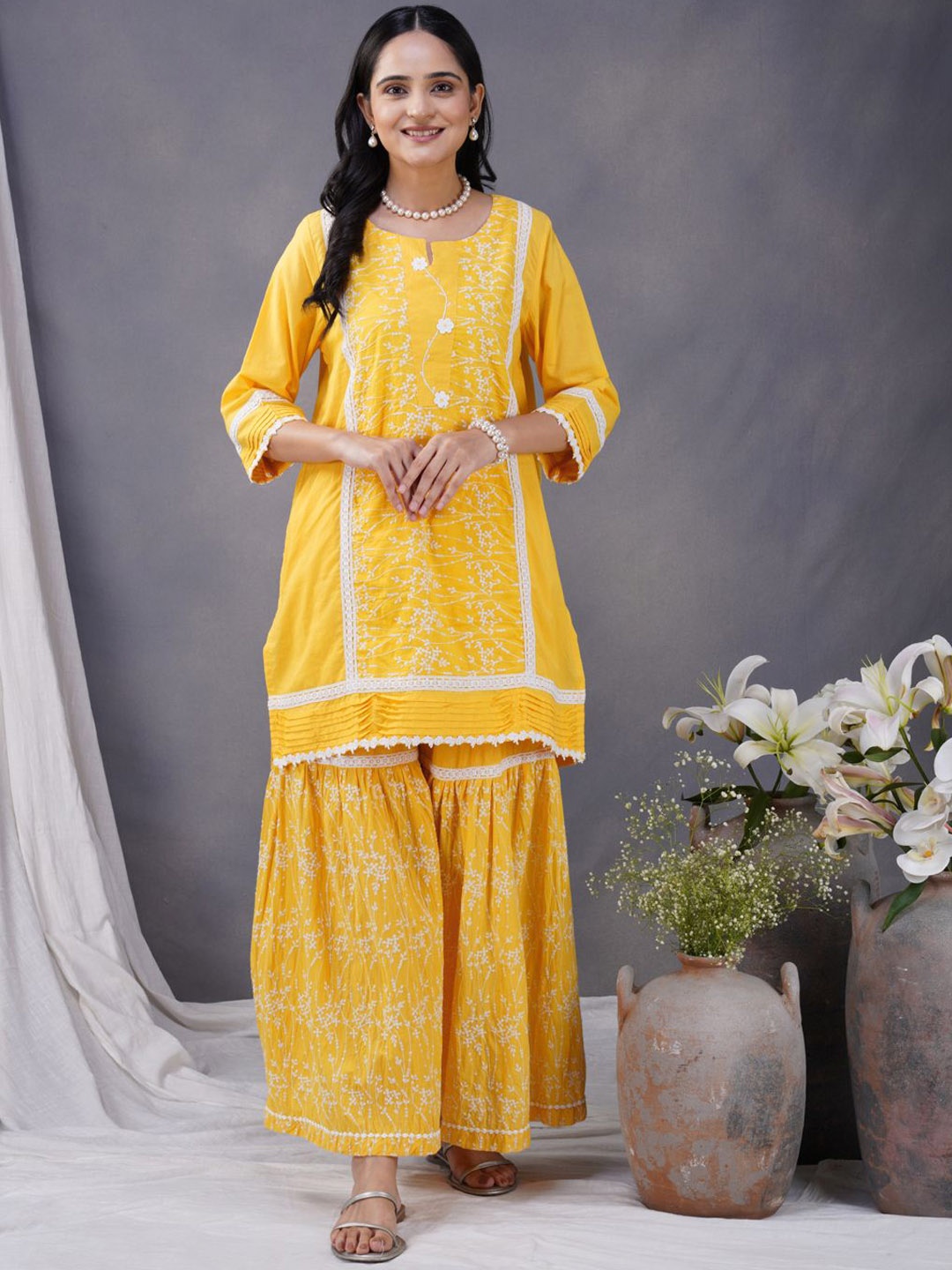 

zuri Women Ethnic Motifs Embroidered Regular Thread Work Pure Cotton Kurta with Sharara, Yellow