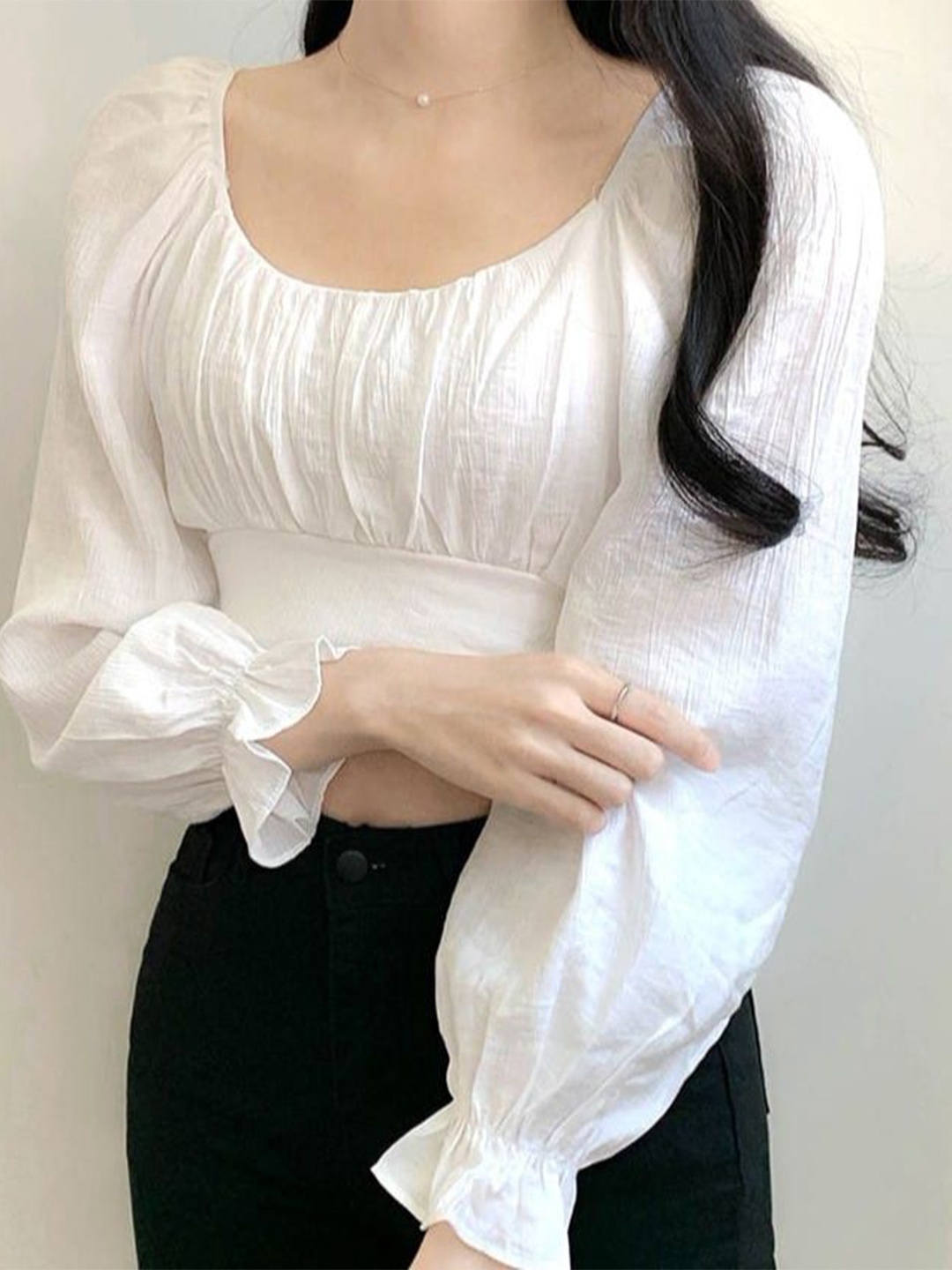 

NiloBerry Crop Top, White