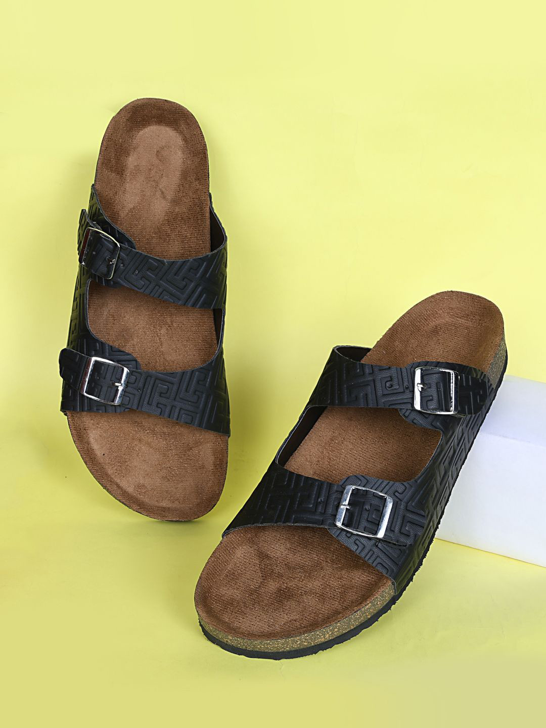 

MOZAFIA Women Core with Buckles Flats, Black