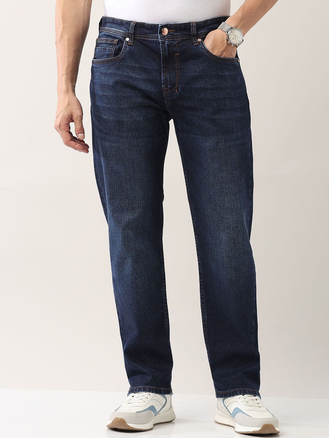 

AD By Arvind Men Low Distress Light Fade Jeans, Blue