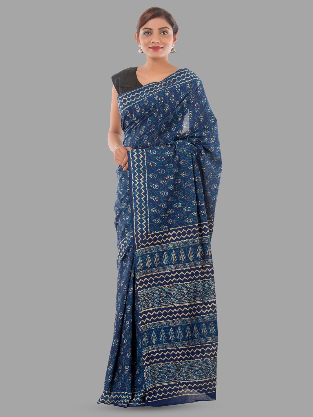 

HANDICRAFT PALACE Ethnic Motifs Pure Cotton Block Print Saree, Navy blue