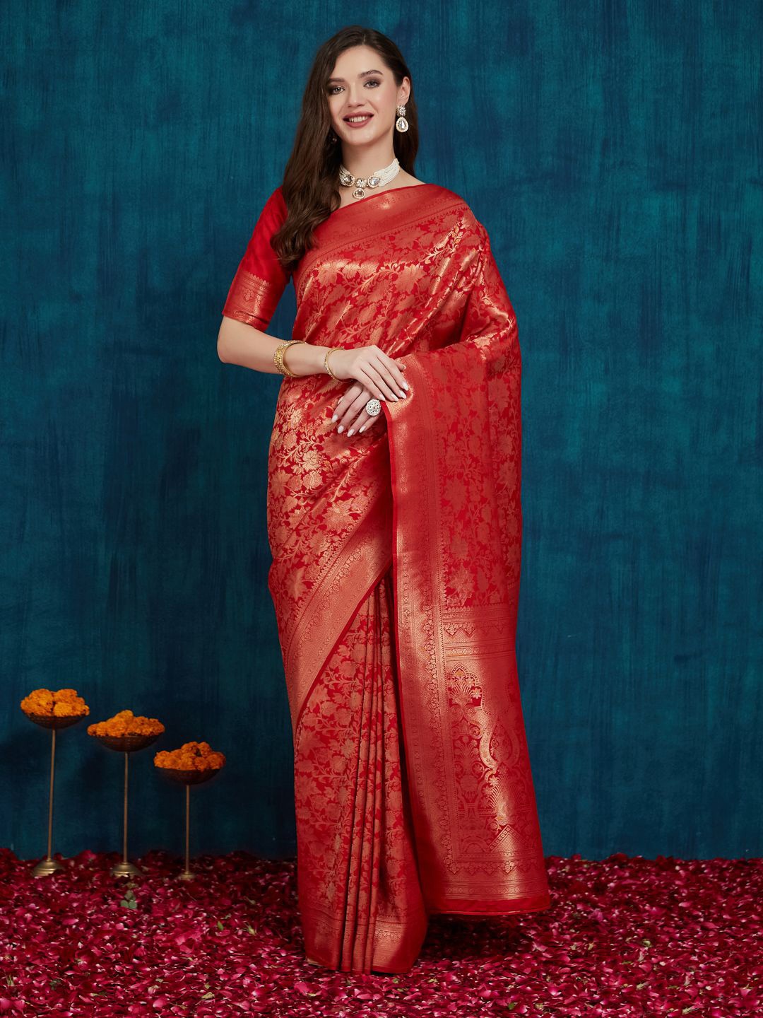 

KAVINDI Woven Design Zari Pure Silk Kanjeevaram Saree, Red
