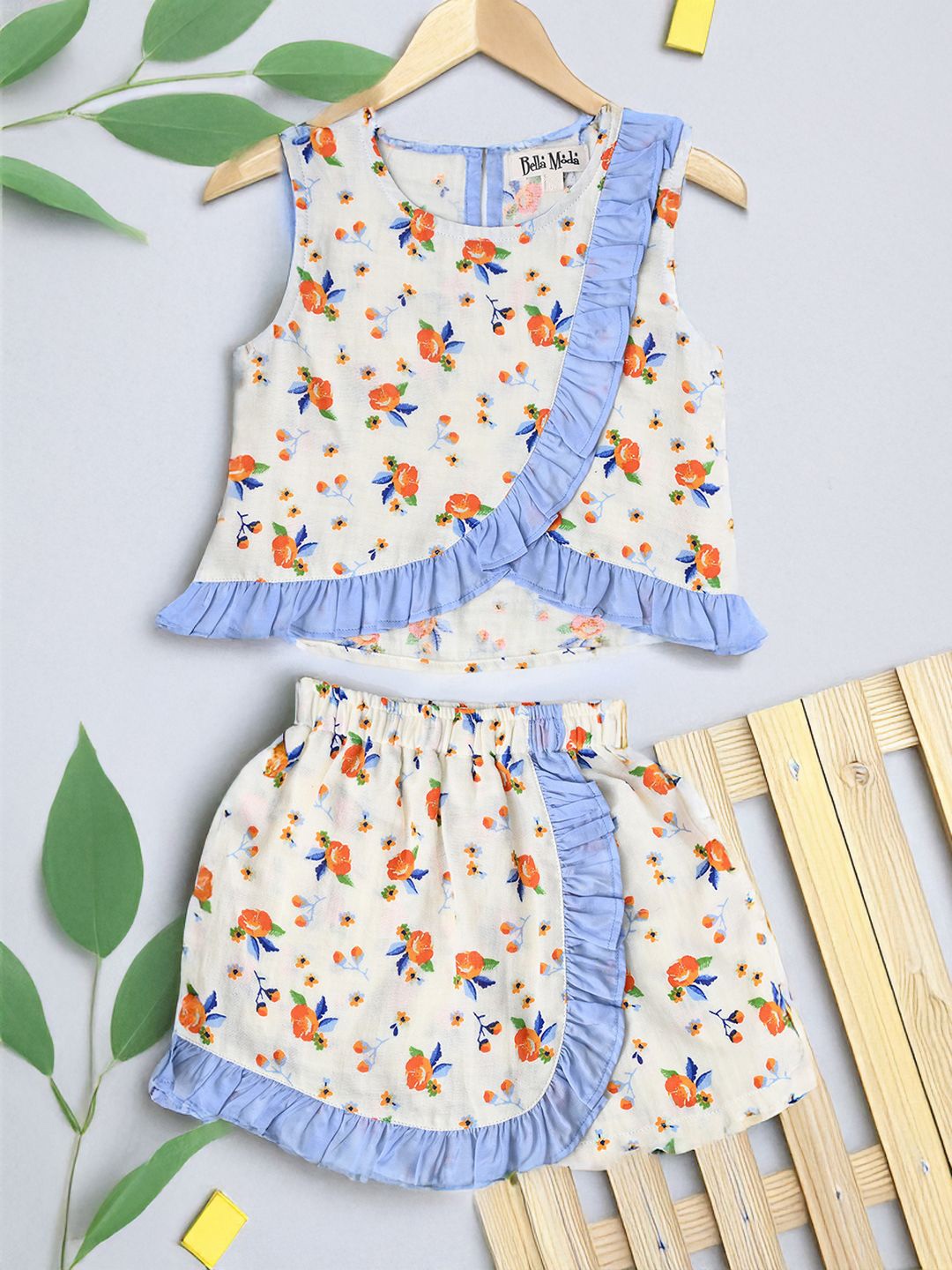 

Bella Moda Printed Pure Cotton Top With Shorts, Beige