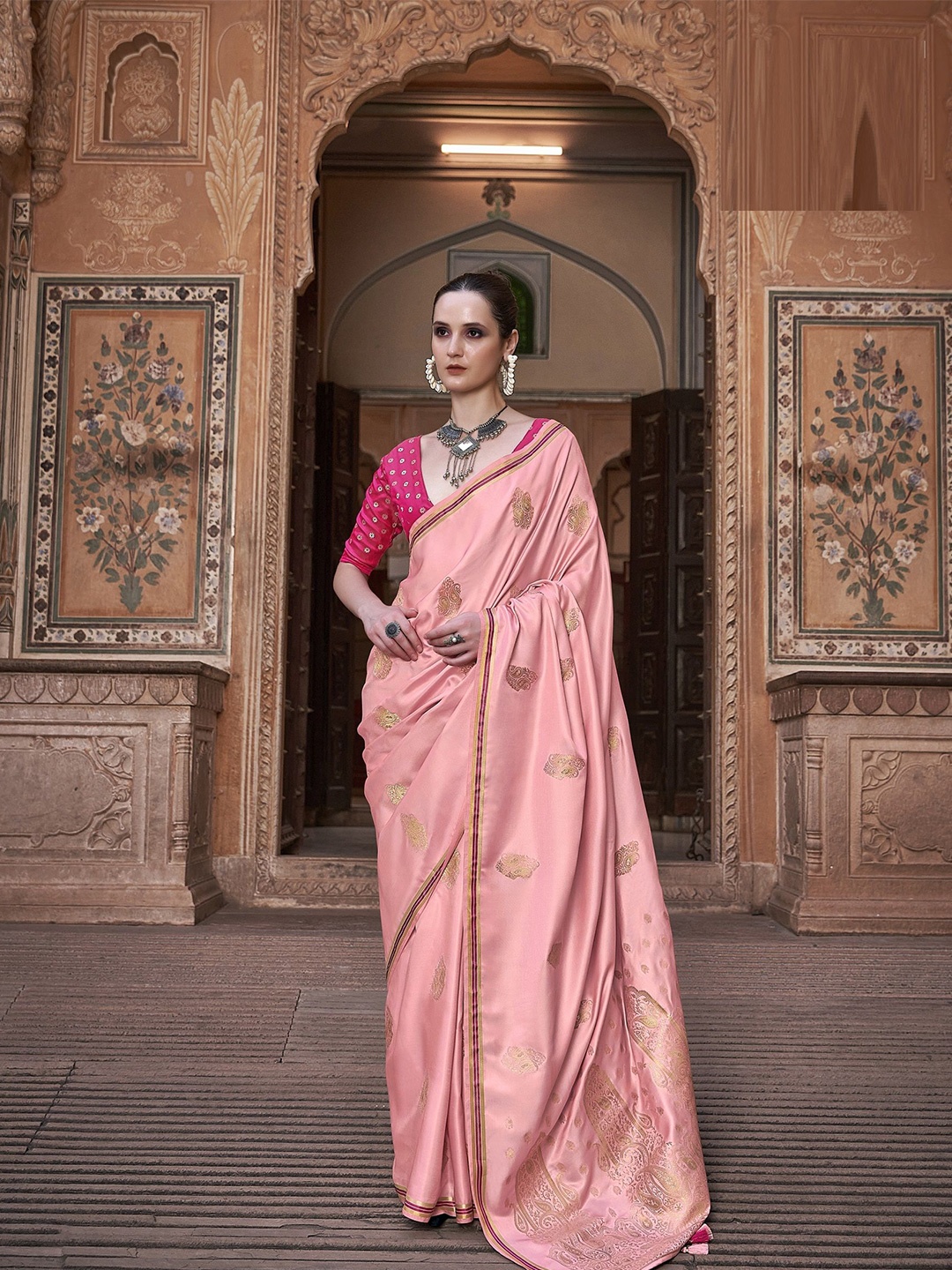 

MAHALASA Woven Design Zari Pure Silk Kanjeevaram Saree, Peach