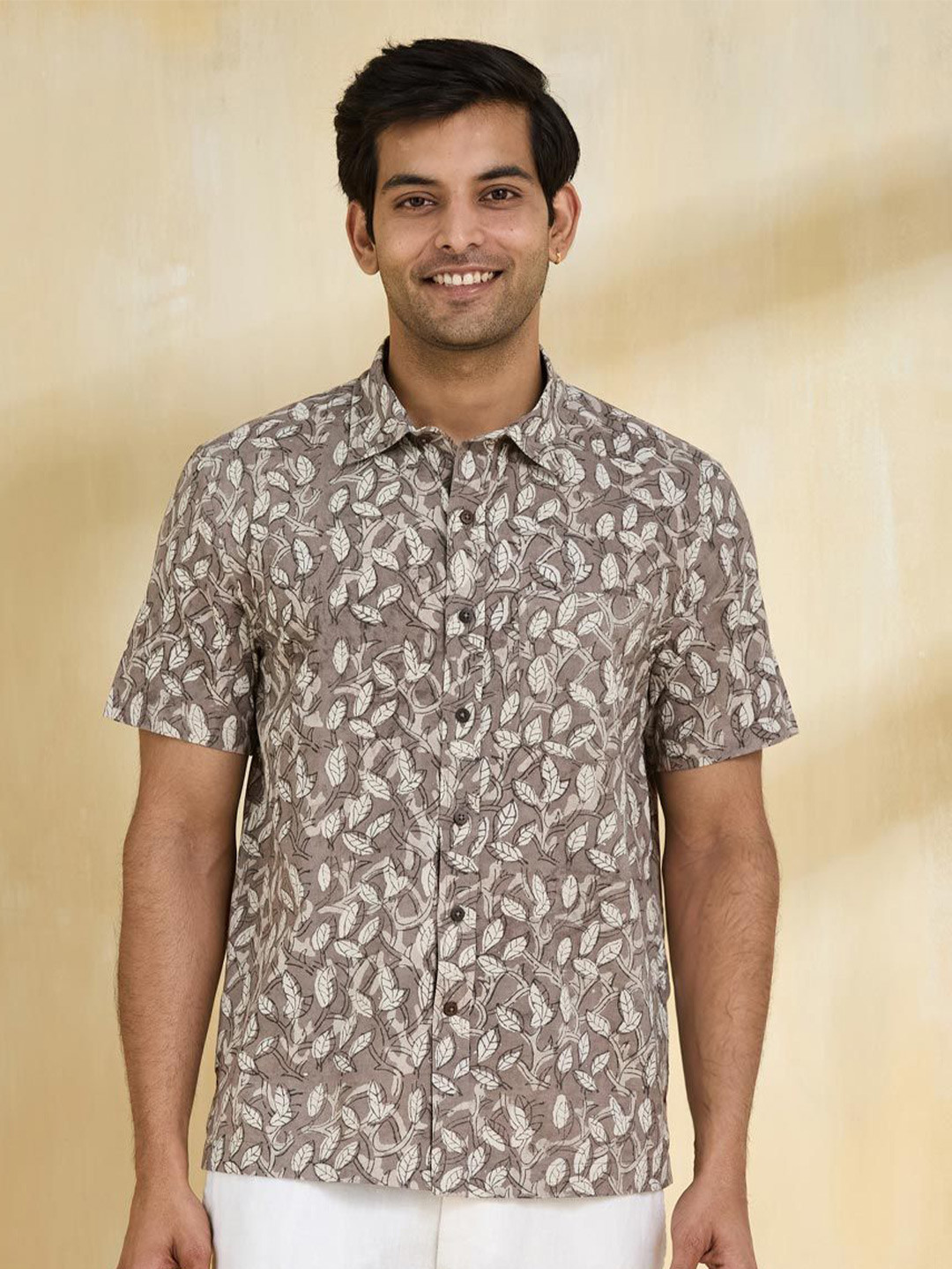 

Fabindia Men Opaque Printed Casual Shirt, Brown