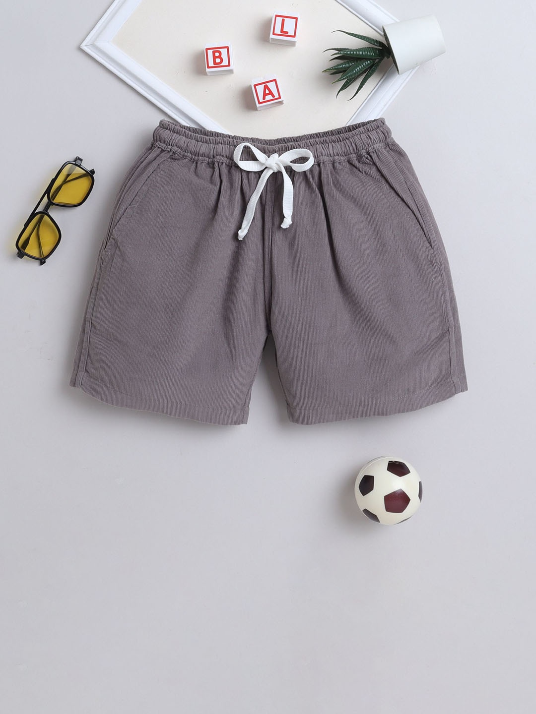 

BAATCHEET Unisex Kids Shorts, Grey