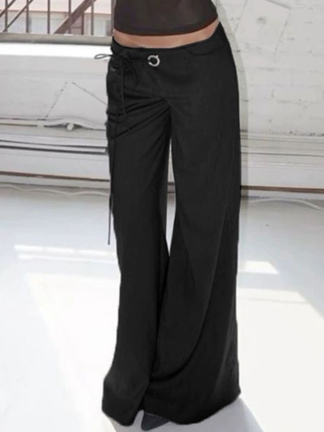 

LULU & SKY Women Loose Fit Low-Rise Trousers, Black