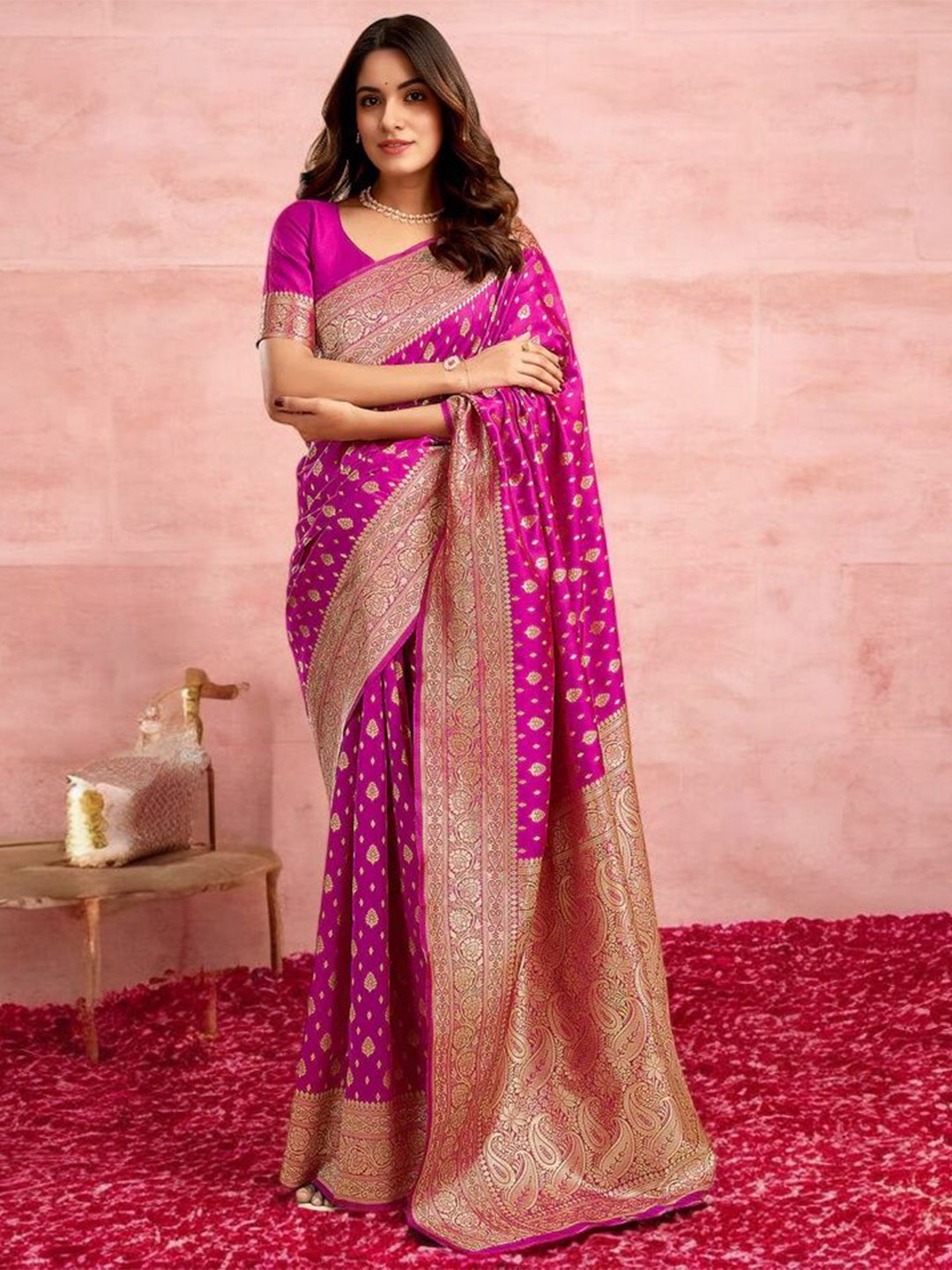 

KALINI Woven Design Zari Silk Blend Banarasi Saree, Magenta