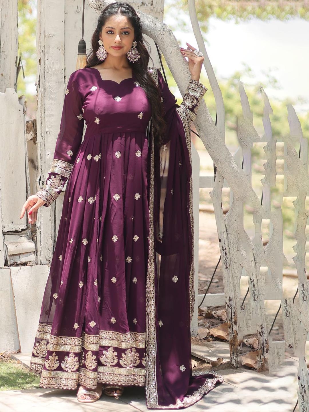 

Anara Women Floral Embroidered Georgette Anarkali Kurta, Purple