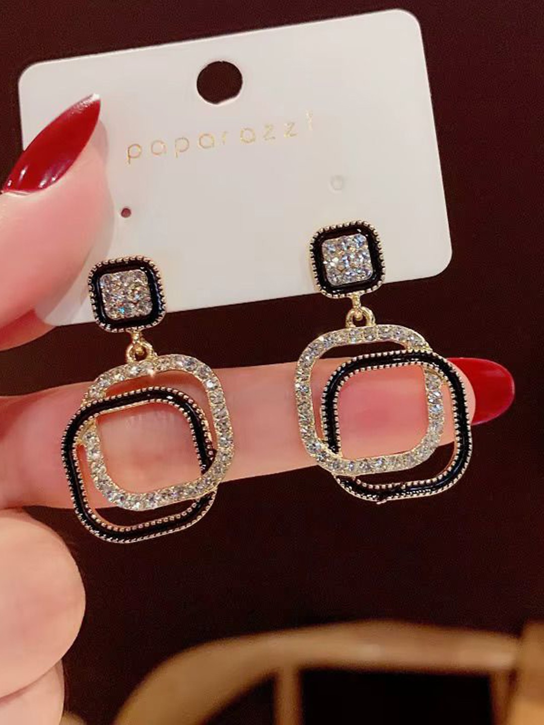 

kazare Contemporary Studs Earrings, Black
