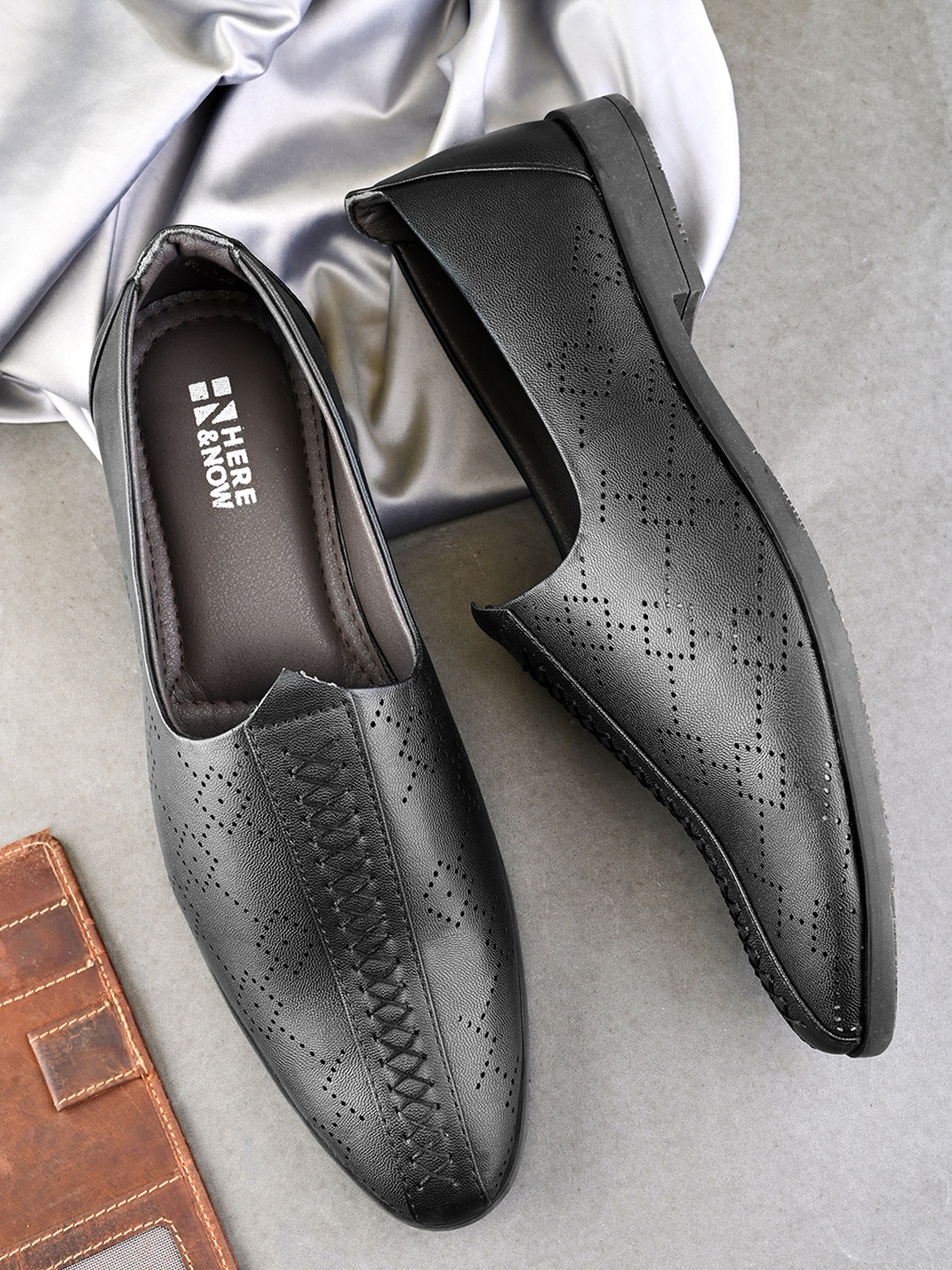 

HERE&NOW Men Perforations Slip-On Sneakers, Blue