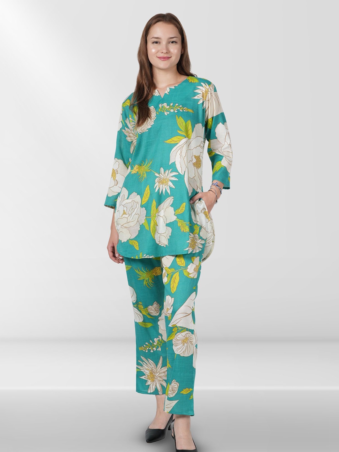 

Belfry Printed Pure Cotton Round Neck Top With Trousers Co-Ords, Green