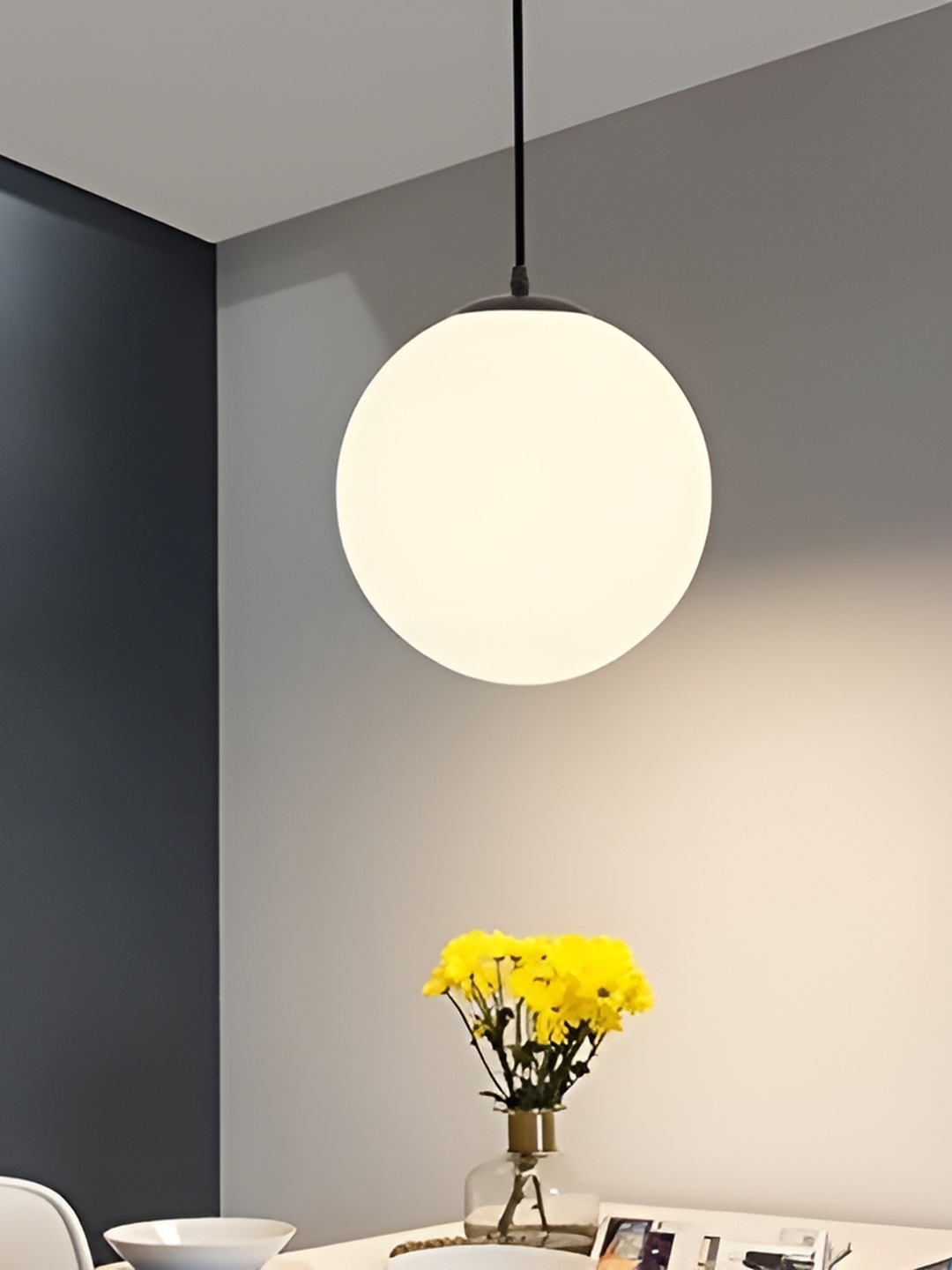 

GAUVIK Black & White Ceiling Lamp