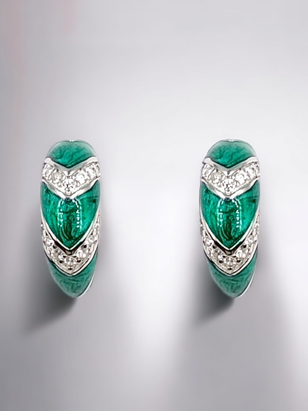 

AMONROO Contemporary Studs Earrings, Green