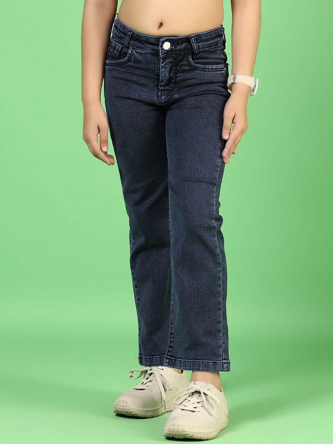 

V-Mart Girls Light Fade Jeans, Blue